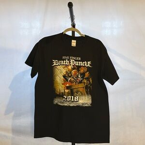 Five Finger Death Punch Tour Tee Black Graphic Shirt Size L